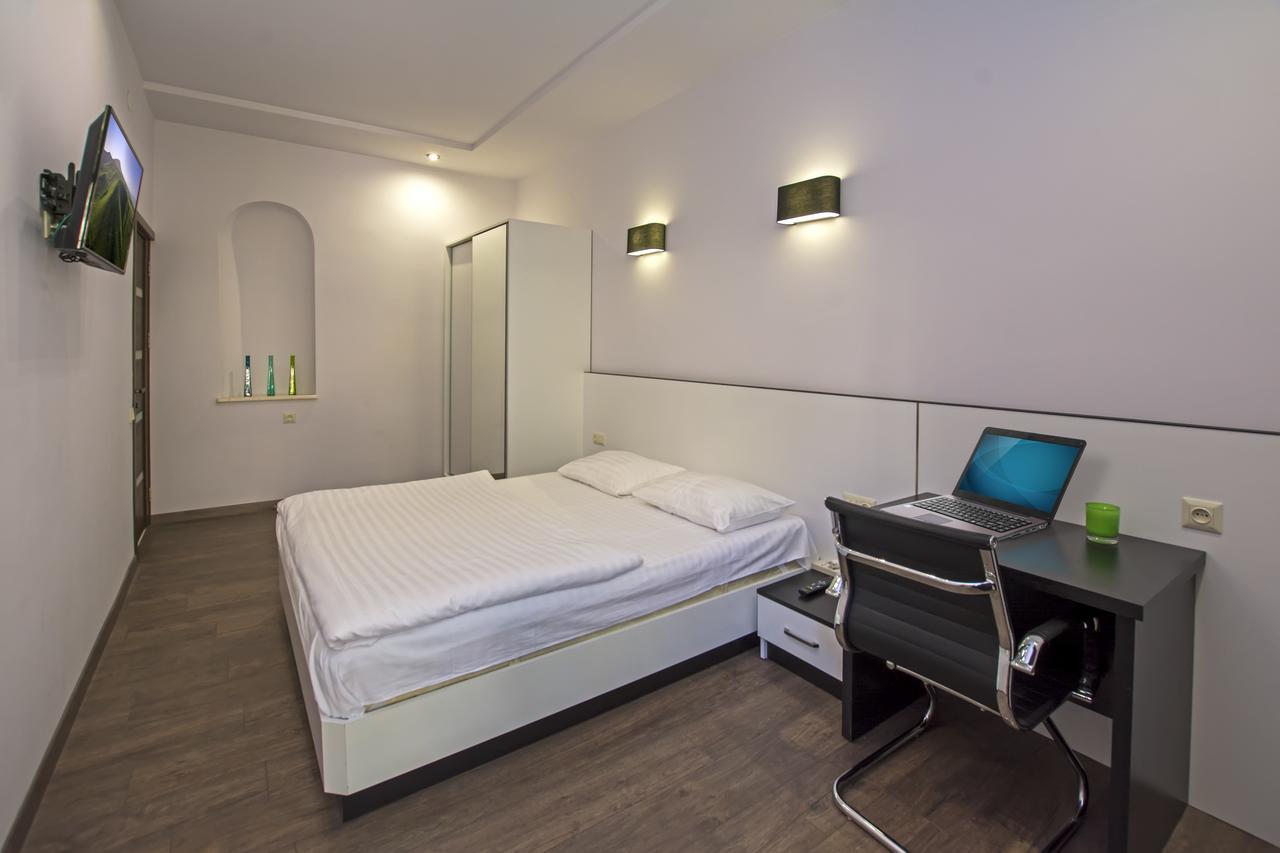 Yerevan Guest House ภายนอก รูปภาพ