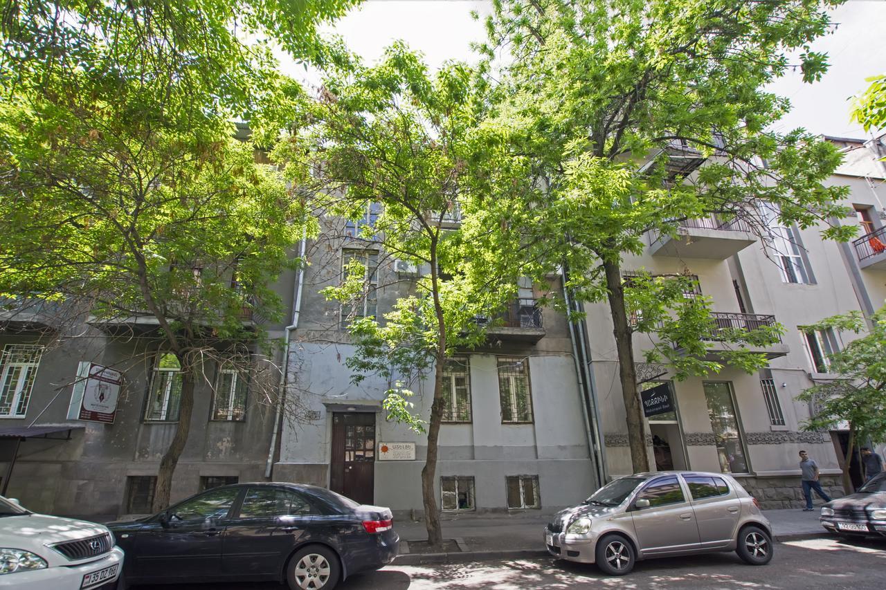 Yerevan Guest House ภายนอก รูปภาพ